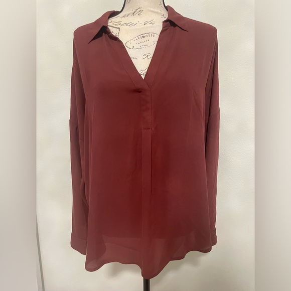 NYDJ Becky Recycled Polyester Georgette Blouse EUC - Picture 7 of 10